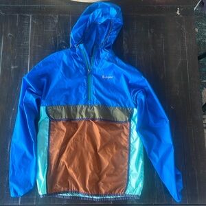 Boys XL Cotopaxi jacket. Fits Women’s Small.